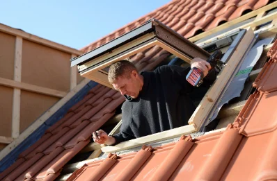 Pose de fenêtres de toit Velux à Grans